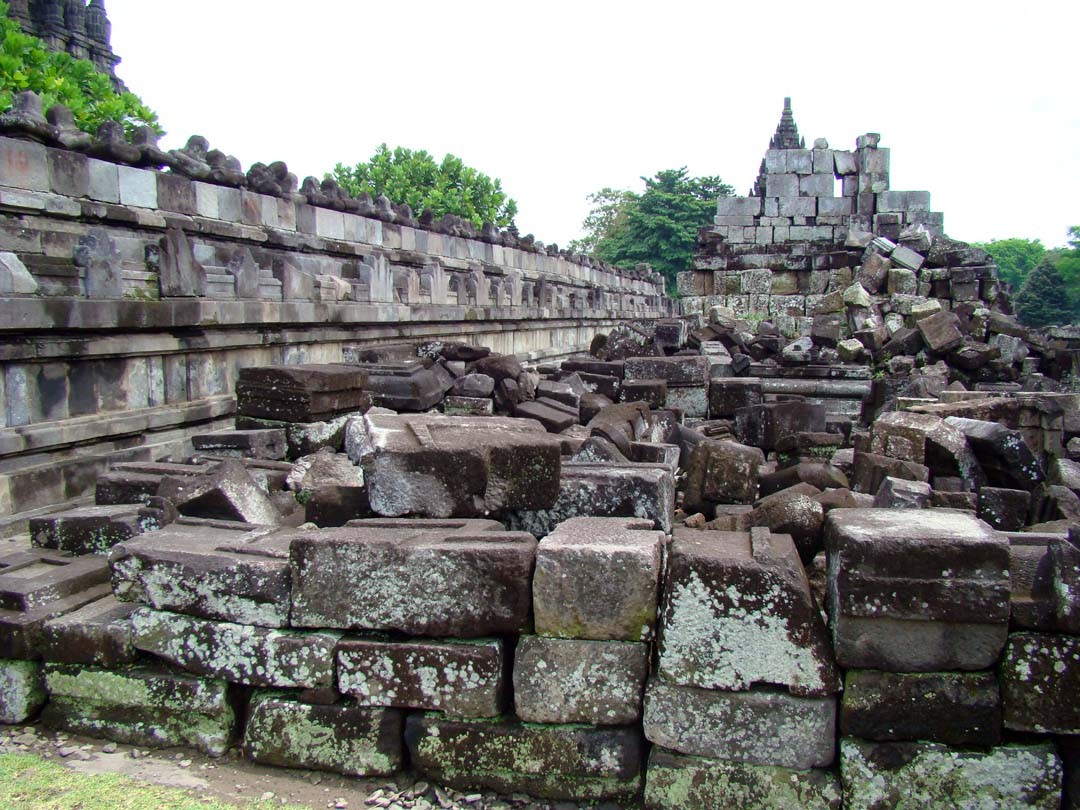 Temple hindouiste Prambanan ou Candi Lara Jonggrang