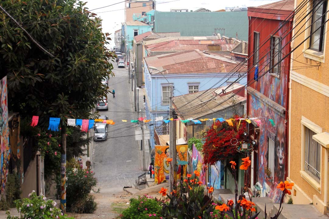 Rue à Valparaiso au Chili