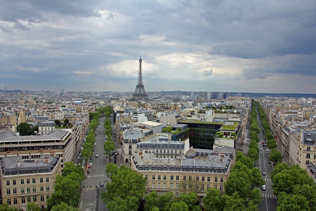 Vue terrasse Arc de Triomphe Paris