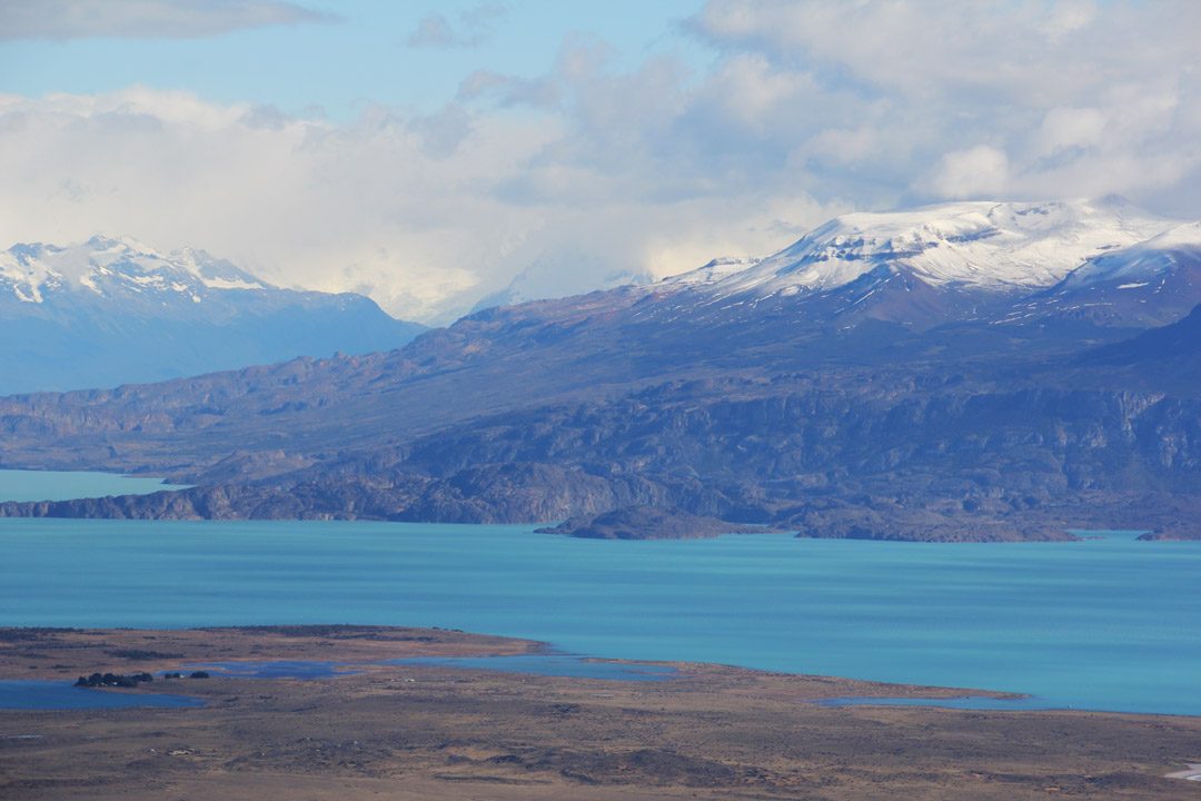 Région des lacs glaciaires en Argentine, parc naturel