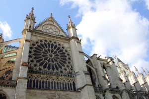 Façade de la Basilique Saint-Denis