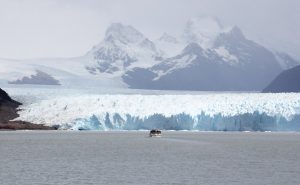 Faire du bateau au Glacier Perito Moreno en Argentine | www.happyusbook.com