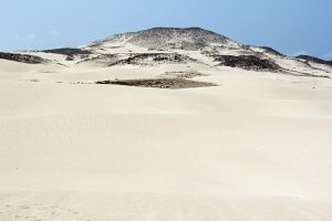 Paysage lunaire des Dunes de Chaves au Cap Vert