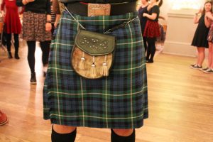 Le fameux kilt écossais avec motif tartan