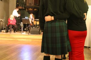 Danses écossaises lors d'une soirée Ceilidh