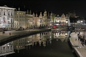 Les canaux de Gand by night
